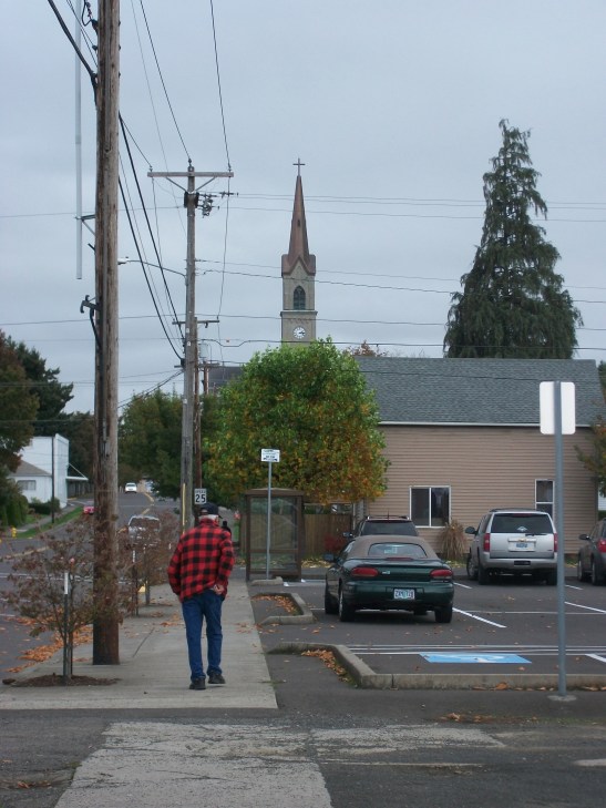 In better weather, on the other coast--a walk-by Hi in Mt. Angel, Oregon.