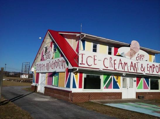 Somewhere in Kentucky, there was a BBQ, Ice cream, Art Emporium... :)